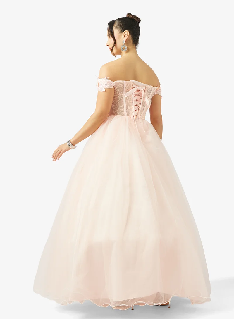 جينجر بوتيك فستان تول بتصميم كورست مزين بالزهور